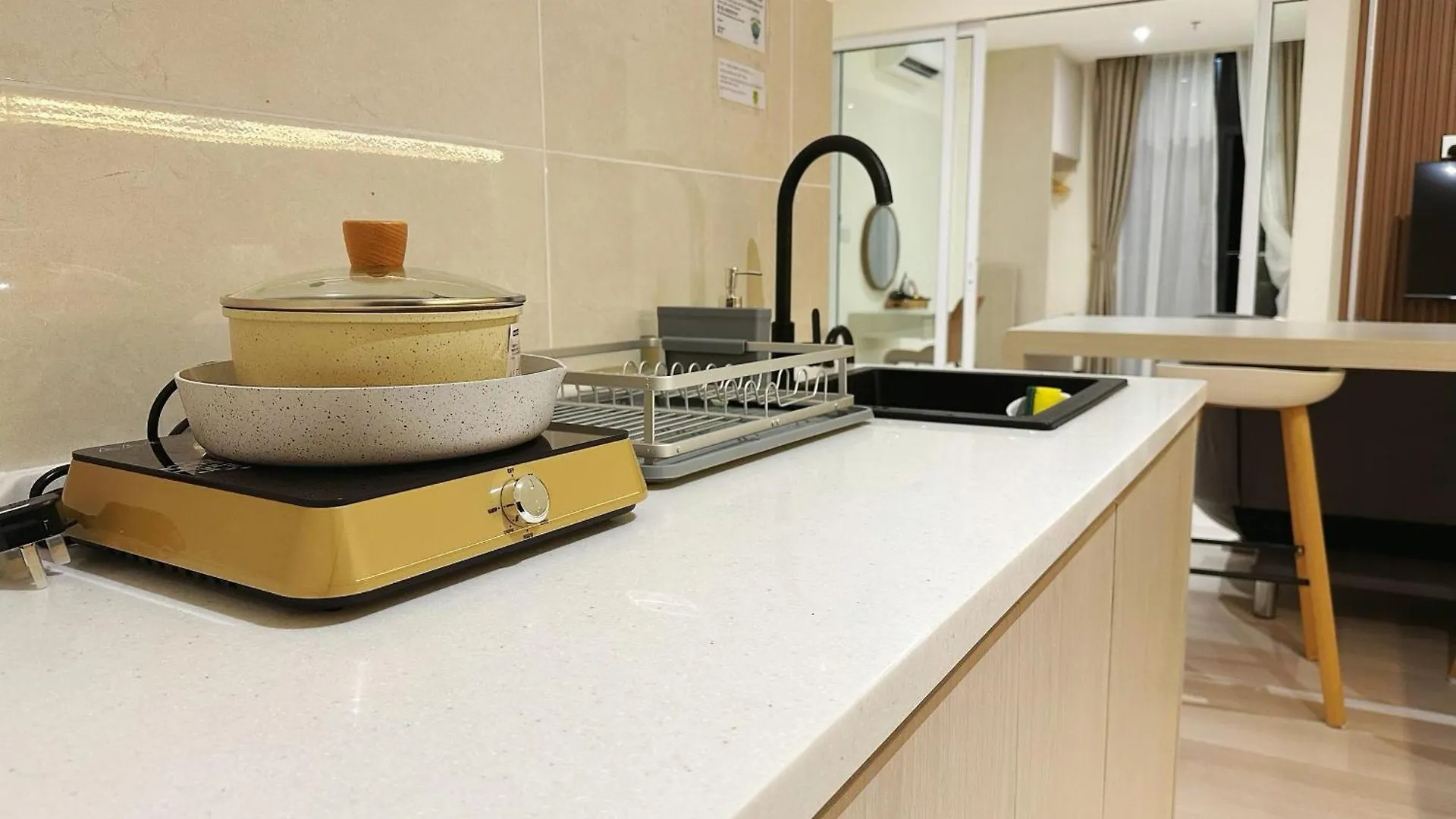 Summerset Seaview Studio Apartment At Kota Kinabalu City Centre 0*,  ماليزيا